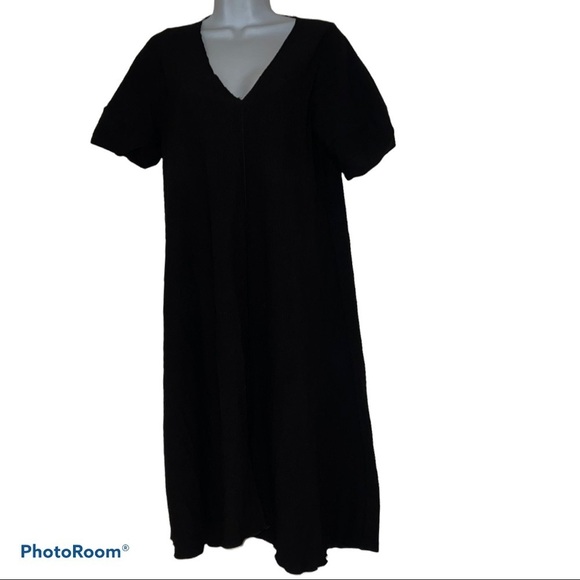 Uniqlo black V-neck puff sleeves  midi dress Sz M - Picture 1 of 10